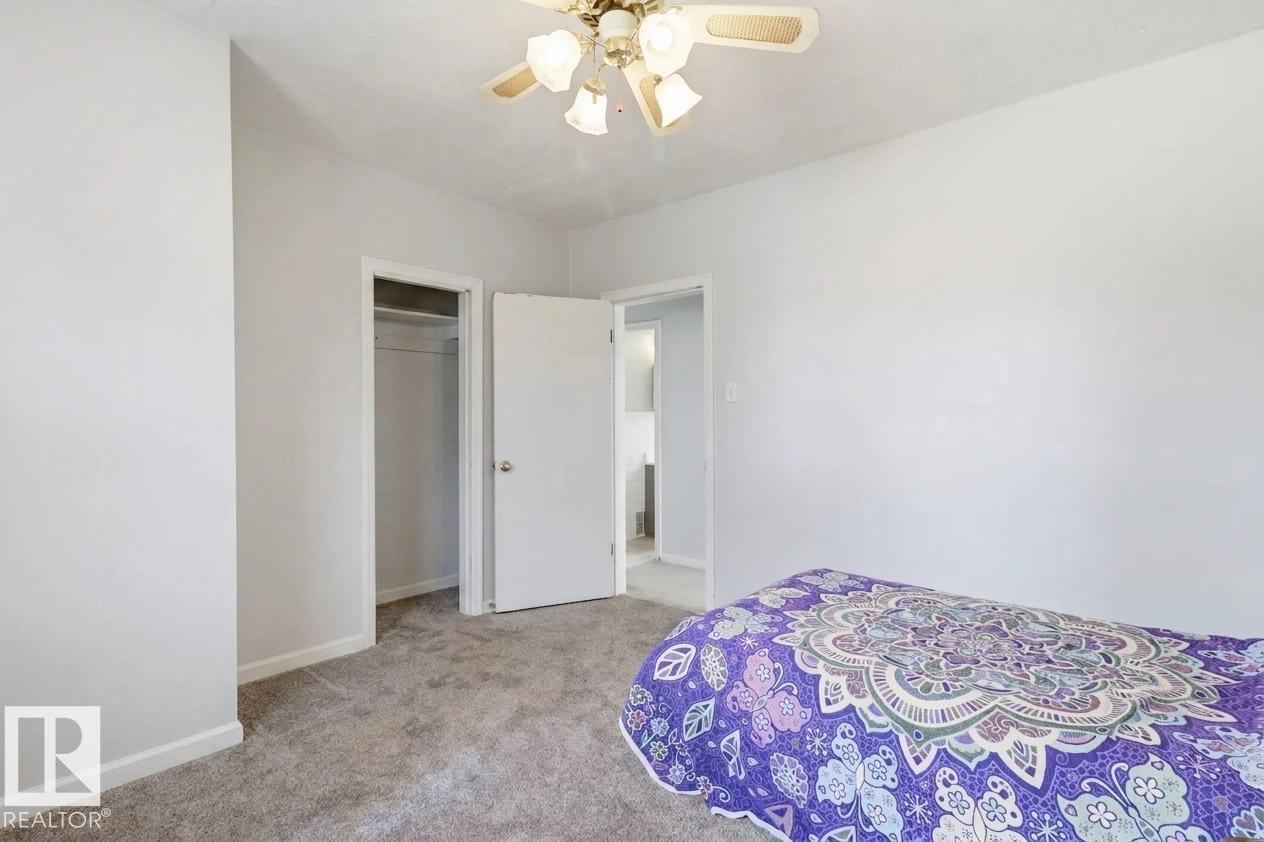 9206 / 9208 90 ST NW - 10
