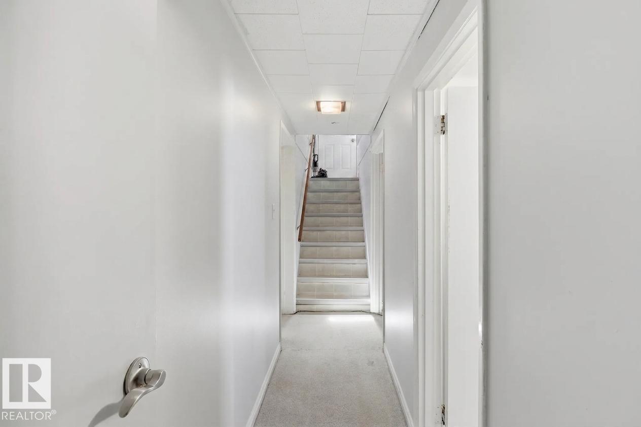 9206 / 9208 90 ST NW - 15