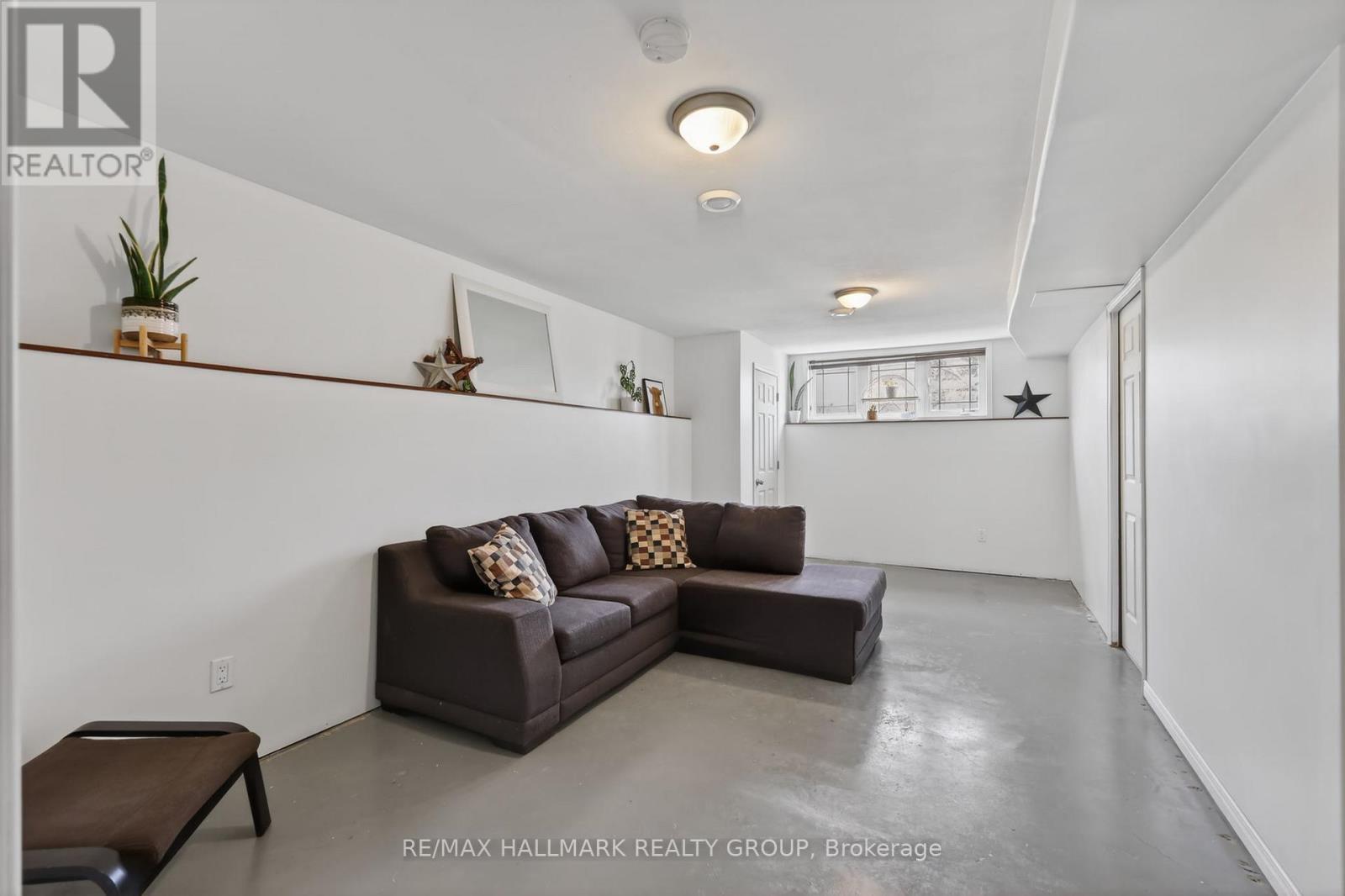 15 MANOIR STREET - 30