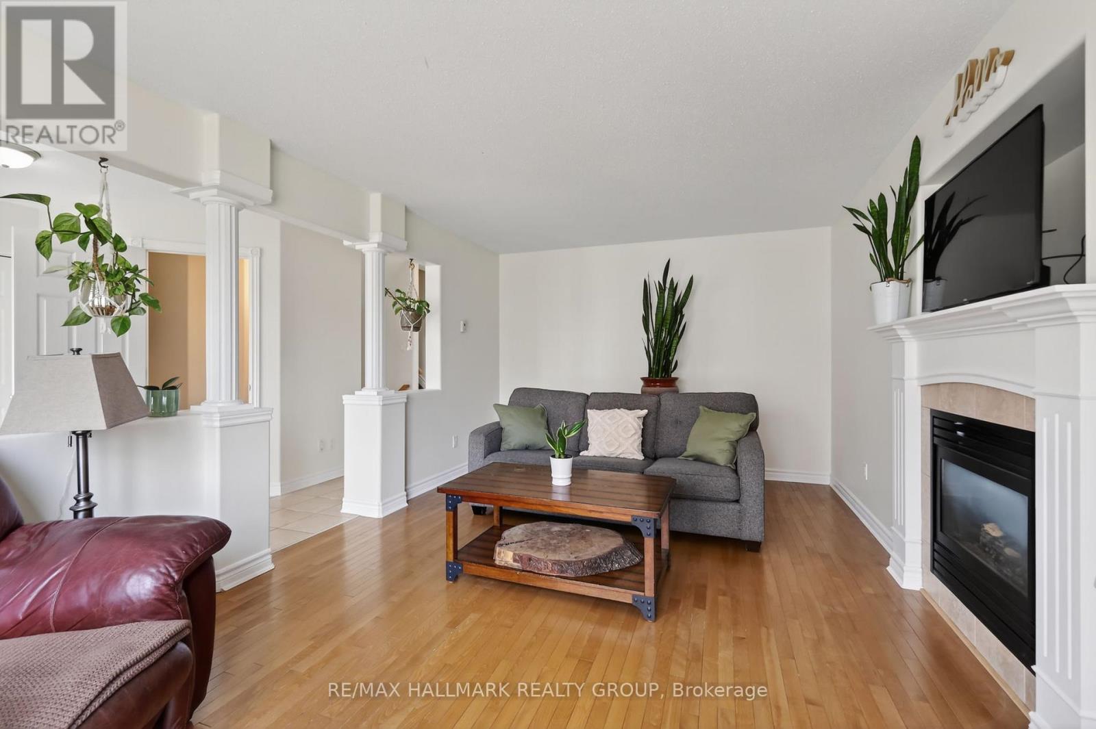 15 MANOIR STREET - 8