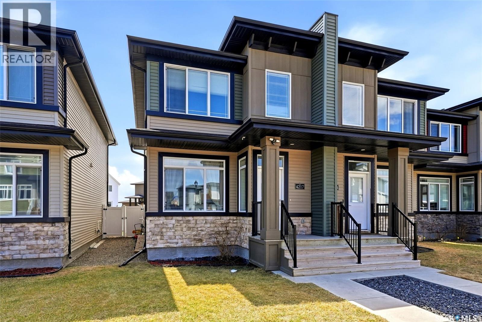 4217 E Keller AVENUE - Image 2