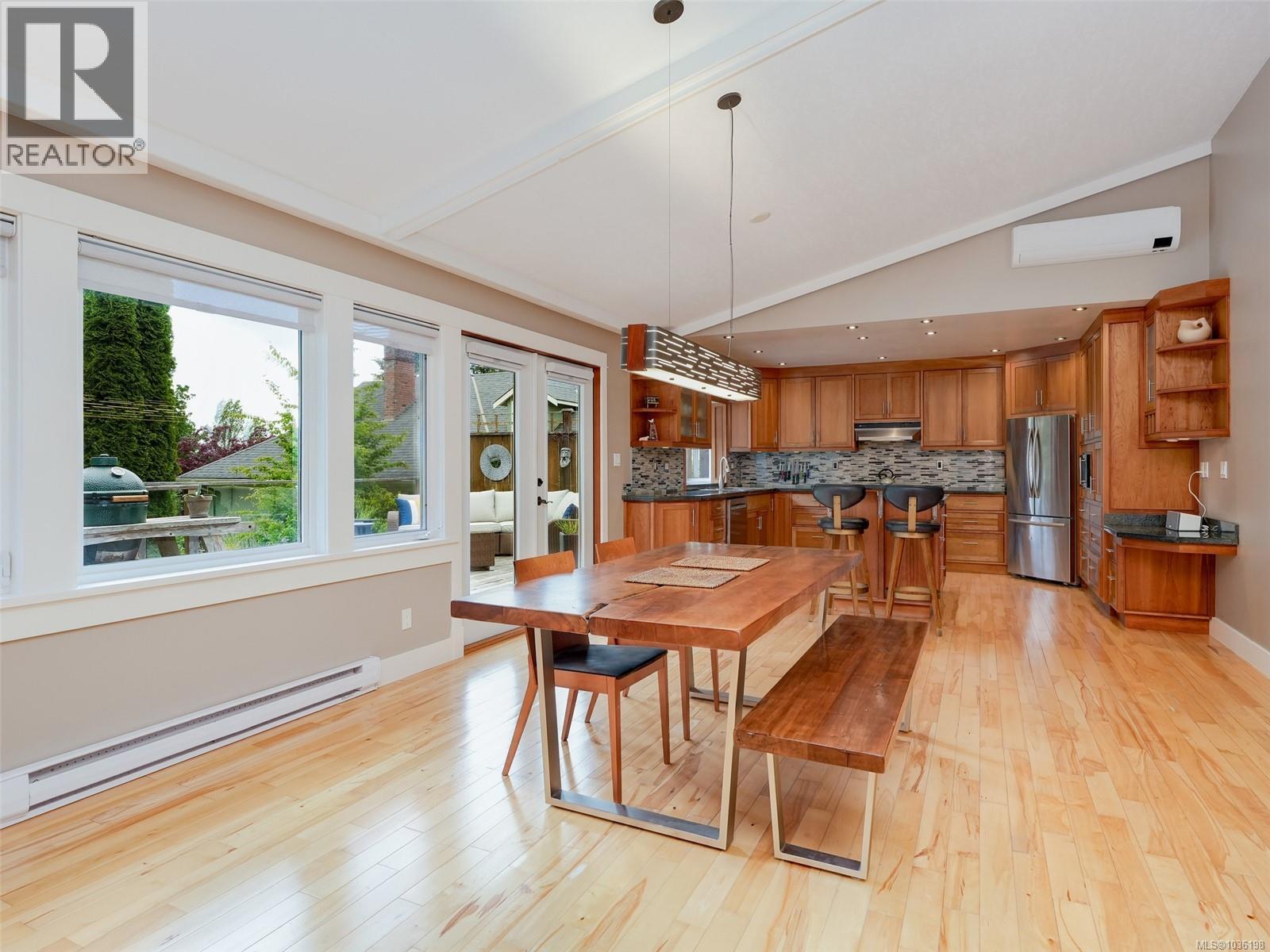 5148 Santa Clara Ave - 6