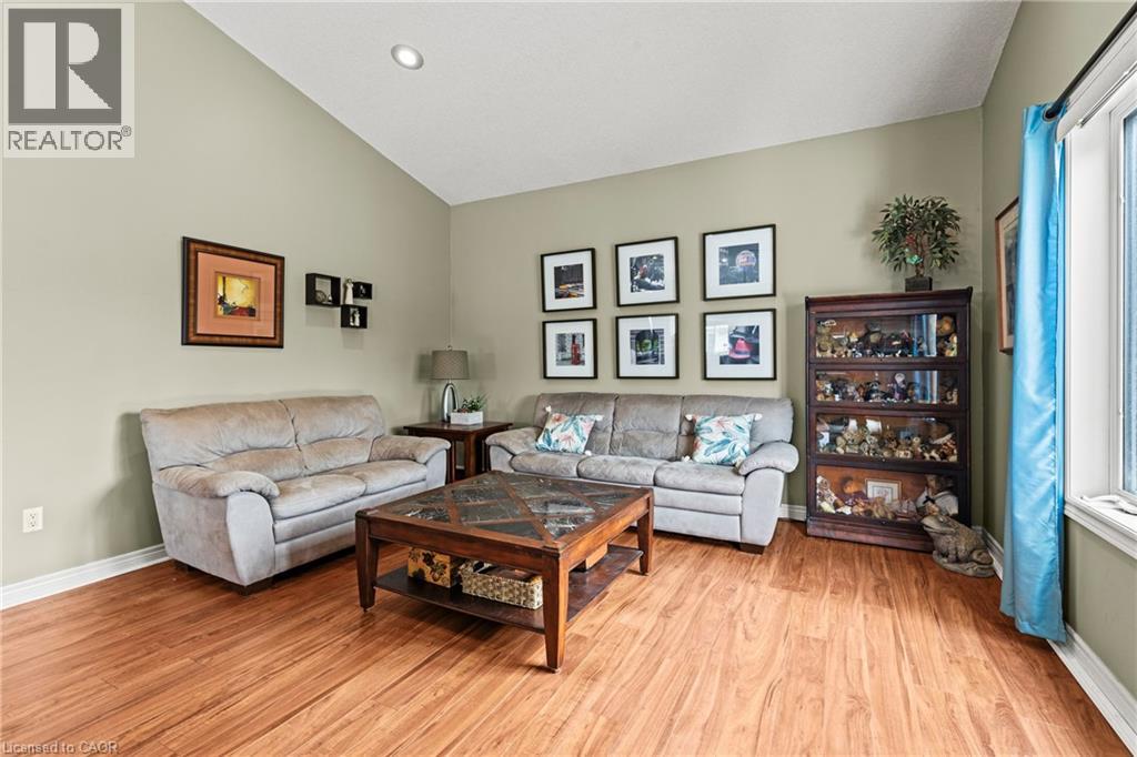 7852 CHARNWOOD Avenue, Niagara Falls, Ontario, L2H3E2 — Photo 11