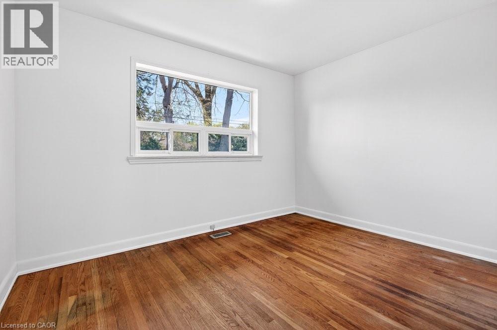 669 DRURY Lane, Burlington, Ontario, L7R2X8 — Photo 12
