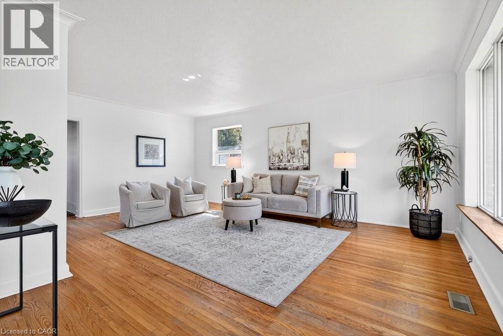 669 DRURY Lane, Burlington, Ontario, L7R2X8 — Photo 9