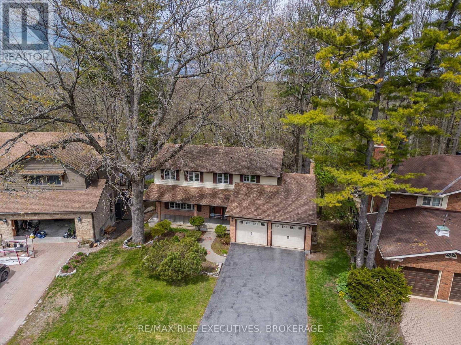 899 SAFARI DRIVE - 41