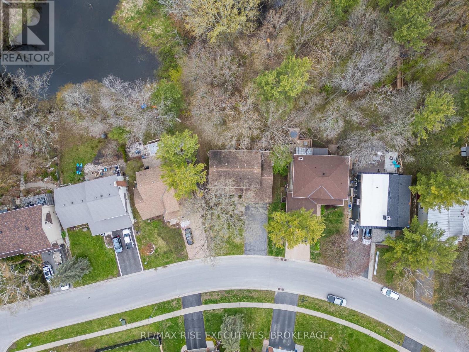 899 SAFARI DRIVE - 42