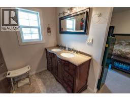 22 Valley Road, Williams Lake, BC V0K2G0 Photo 20