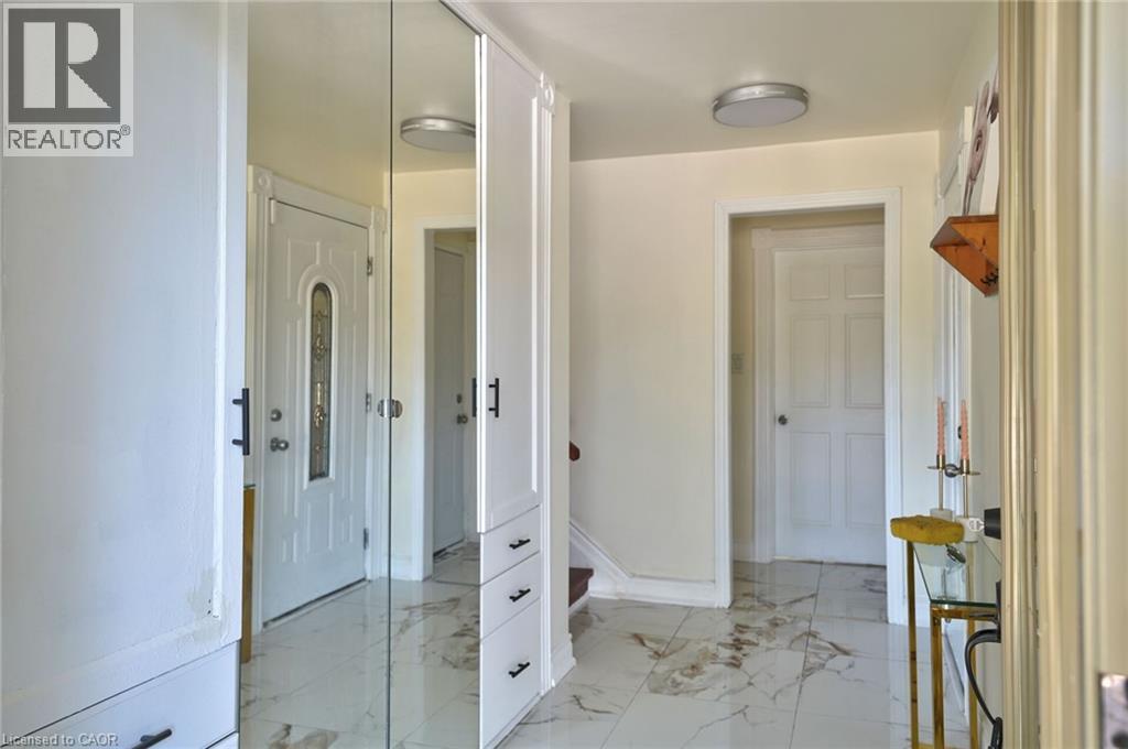 207 CHRISTOPHER Drive, Cambridge, Ontario, N1R4S6 — Photo 5