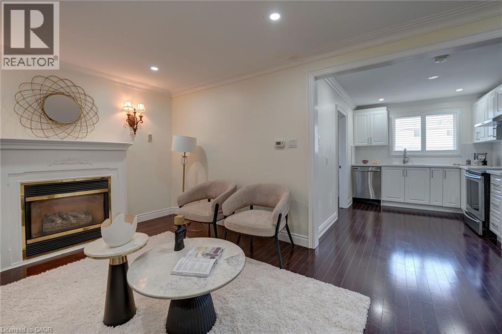 207 CHRISTOPHER Drive - 17