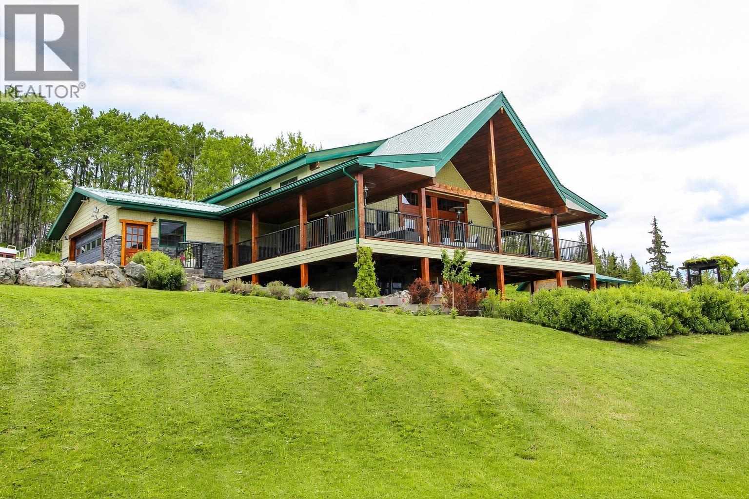 15976 JARMAN Road, Topley