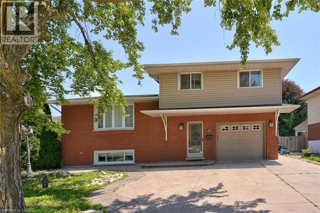 207 CHRISTOPHER Drive - 4