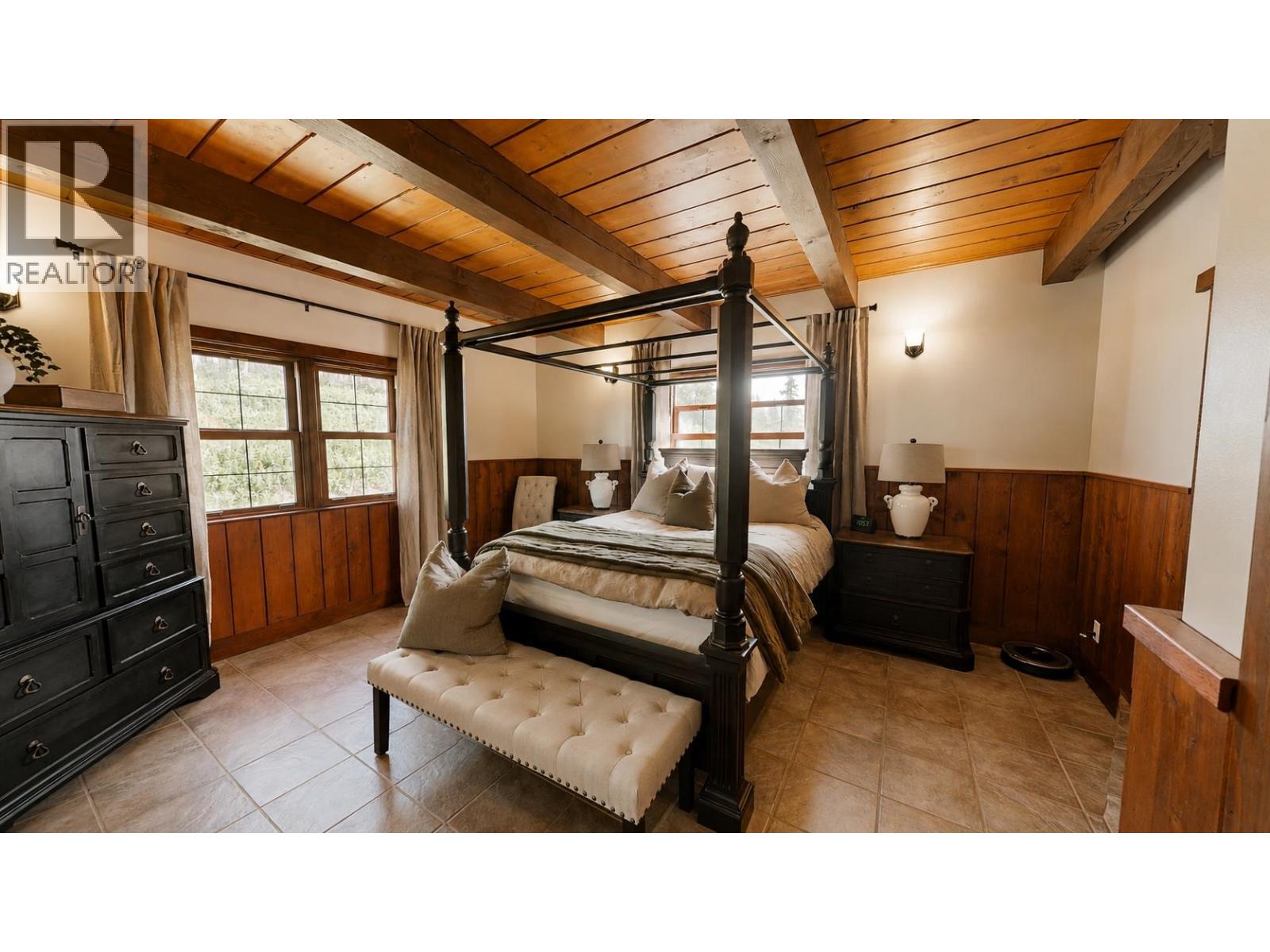 15976 JARMAN Road, Topley