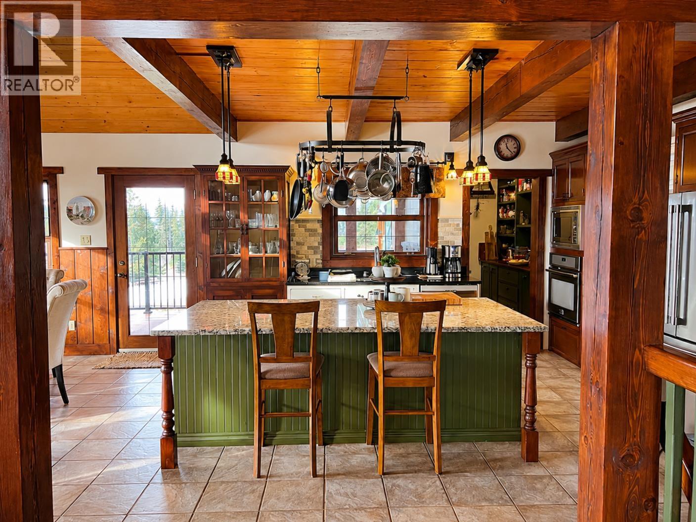 15976 JARMAN Road, Topley