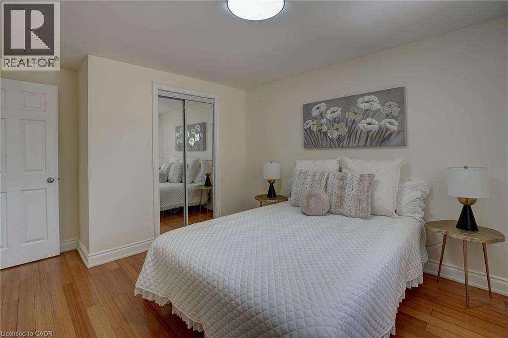 207 CHRISTOPHER Drive - 30