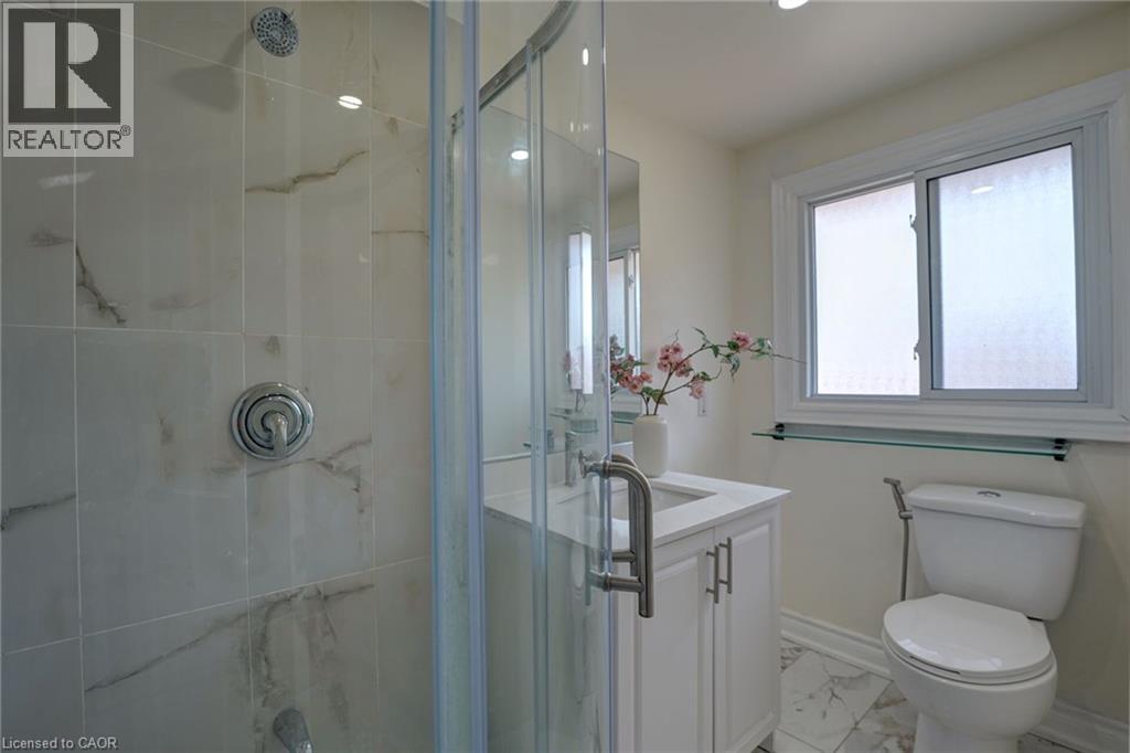 207 CHRISTOPHER Drive, Cambridge, Ontario, N1R4S6 — Photo 8