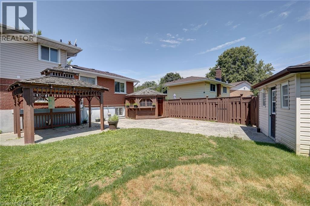 207 CHRISTOPHER Drive - 50