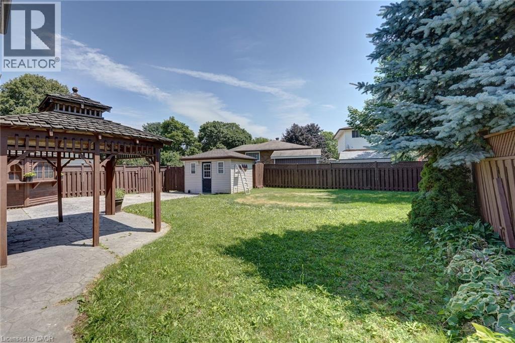 207 CHRISTOPHER Drive, Cambridge, Ontario, N1R4S6 — Photo 11