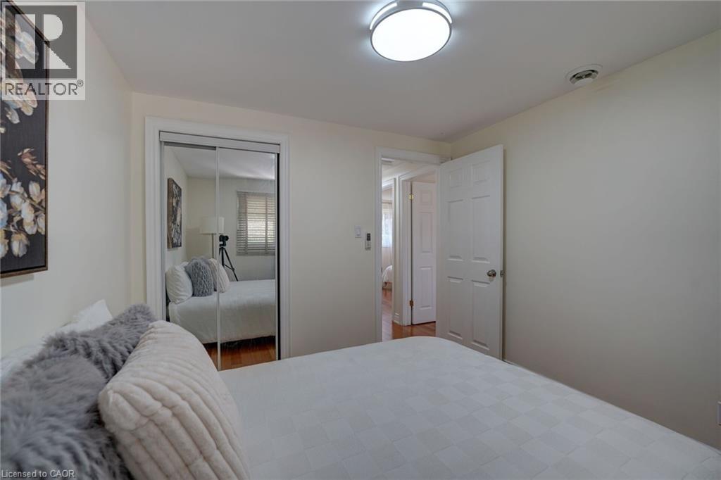 207 CHRISTOPHER Drive - 27