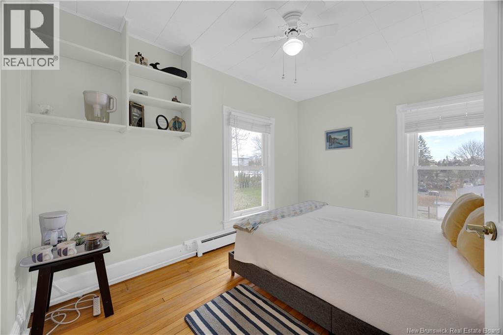 364 Montague - Image 25