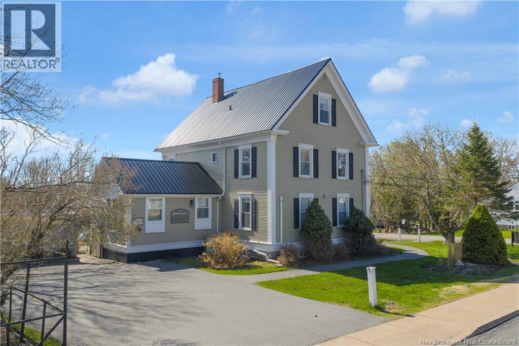 364 Montague - Image 41