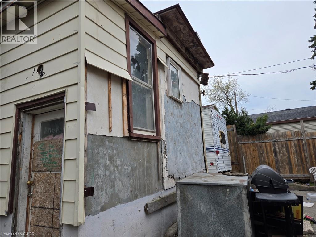 4550 CRYSLER Avenue, Niagara Falls, Ontario, L2E3V4 — Photo 11