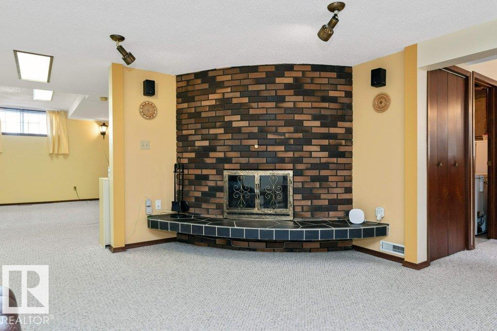6719 31A AV NW - 46