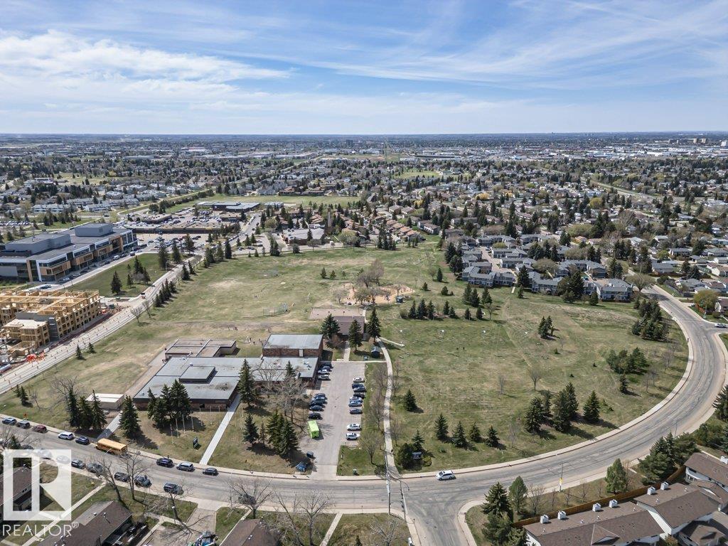 6719 31A AV NW - 71