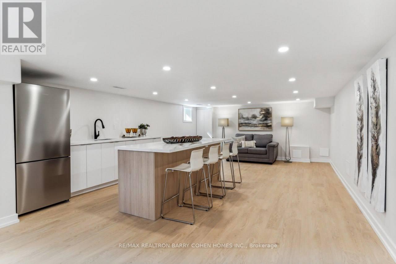 Listing photo of 31 KENNEDY STREET W
