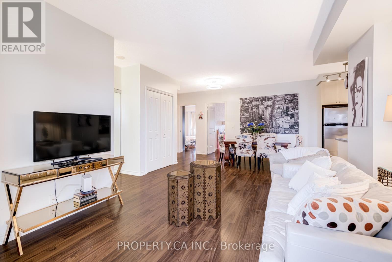 #305 9235 JANE STREET - 14