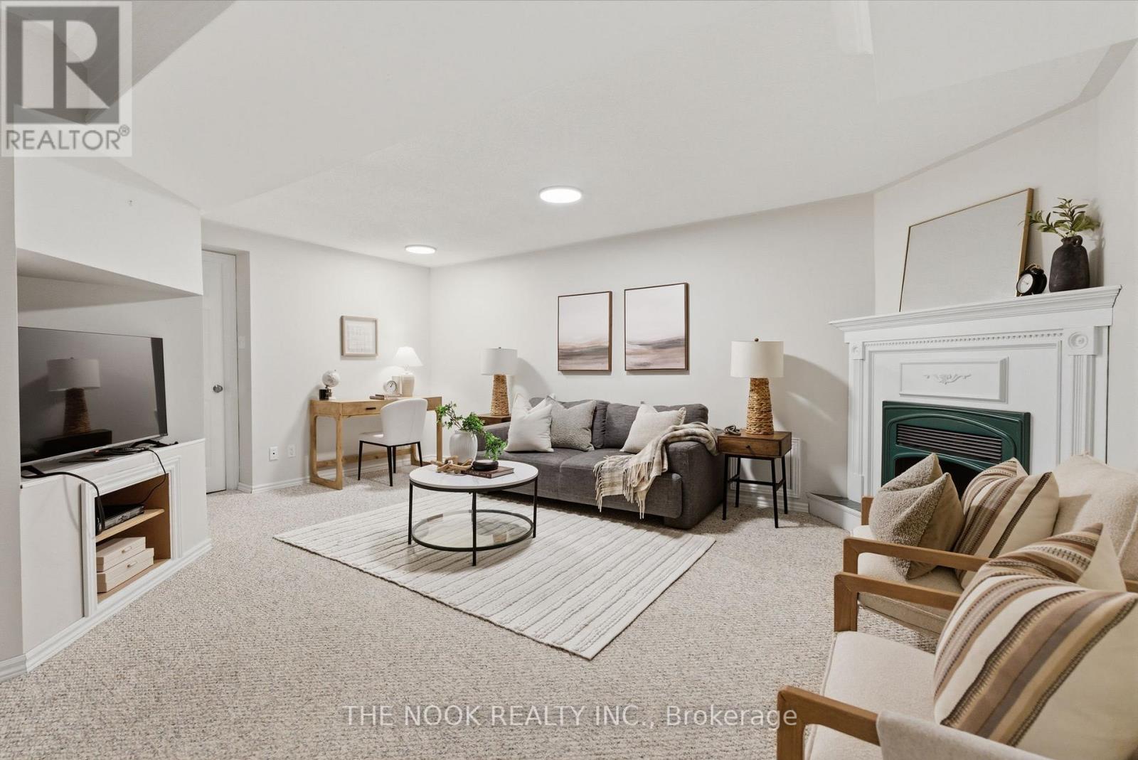 1139 RIDGEMOUNT BOULEVARD - 30