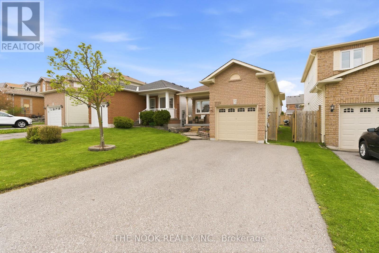 1139 RIDGEMOUNT BOULEVARD - 48