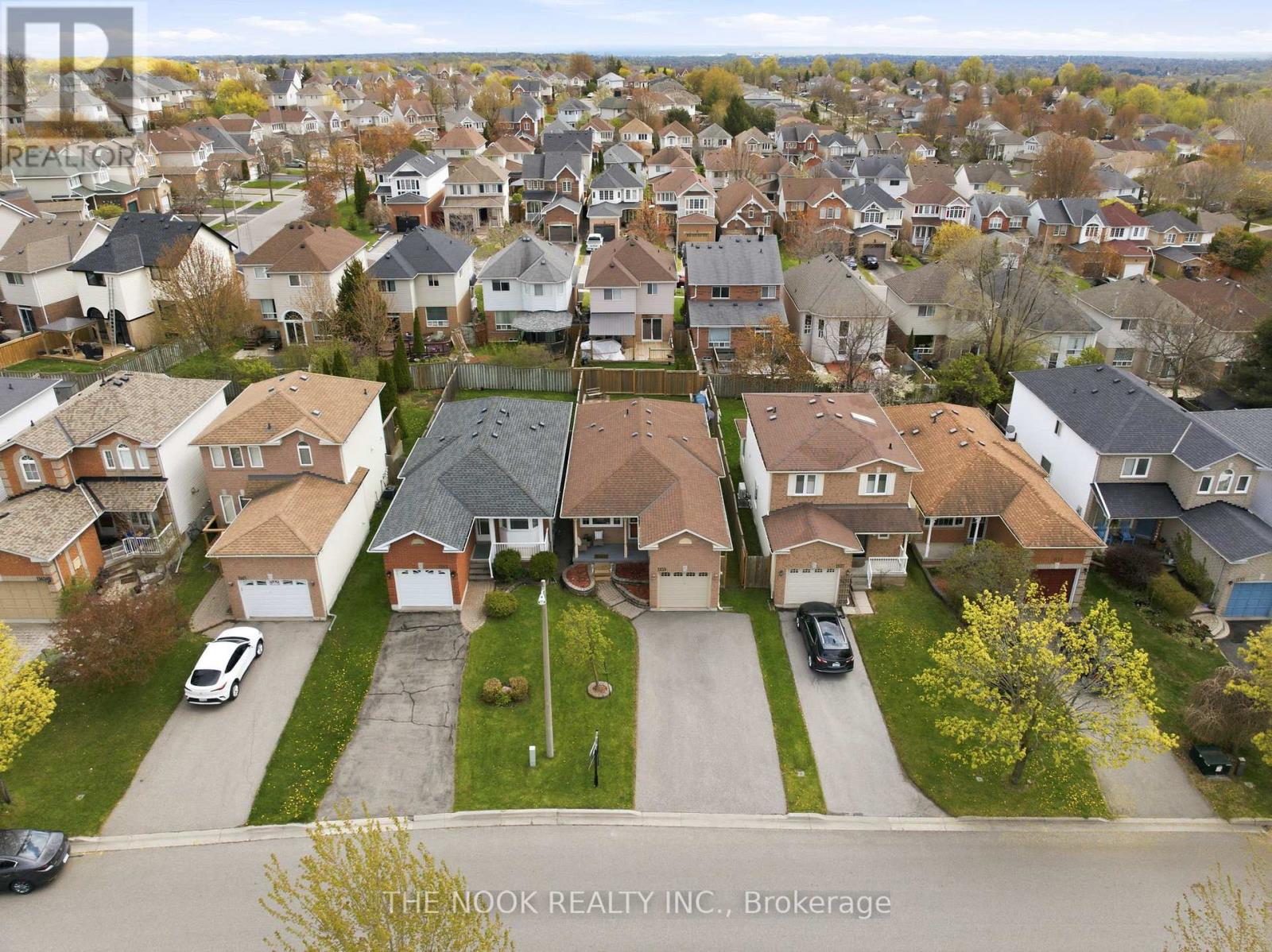 1139 RIDGEMOUNT BOULEVARD - 47