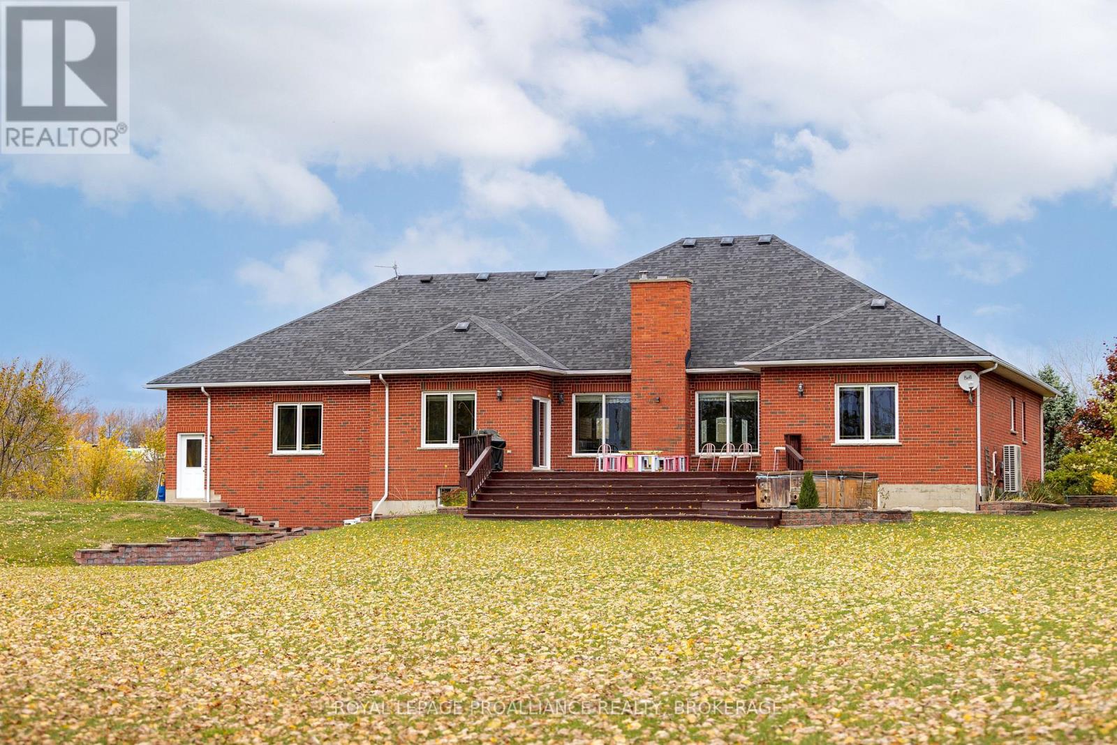 116 SCHENK STREET - 39