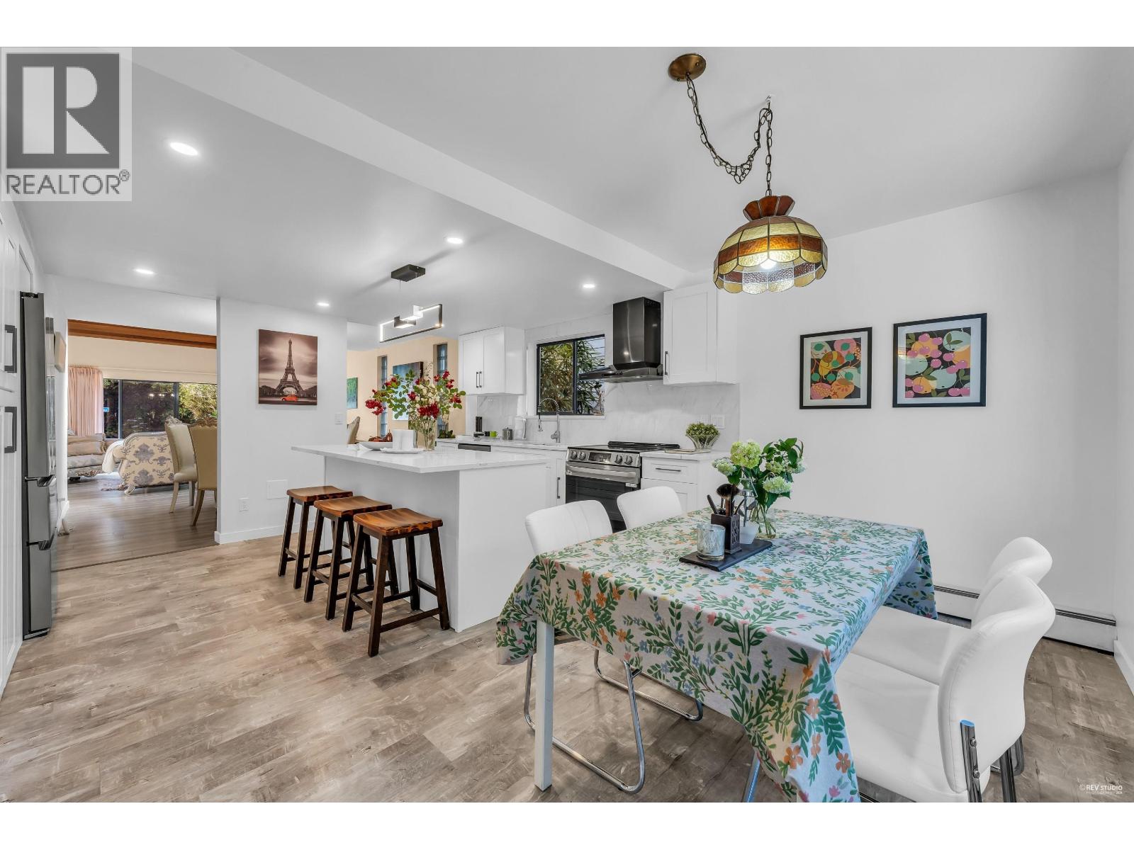 1040 JEFFERSON AVENUE, West Vancouver