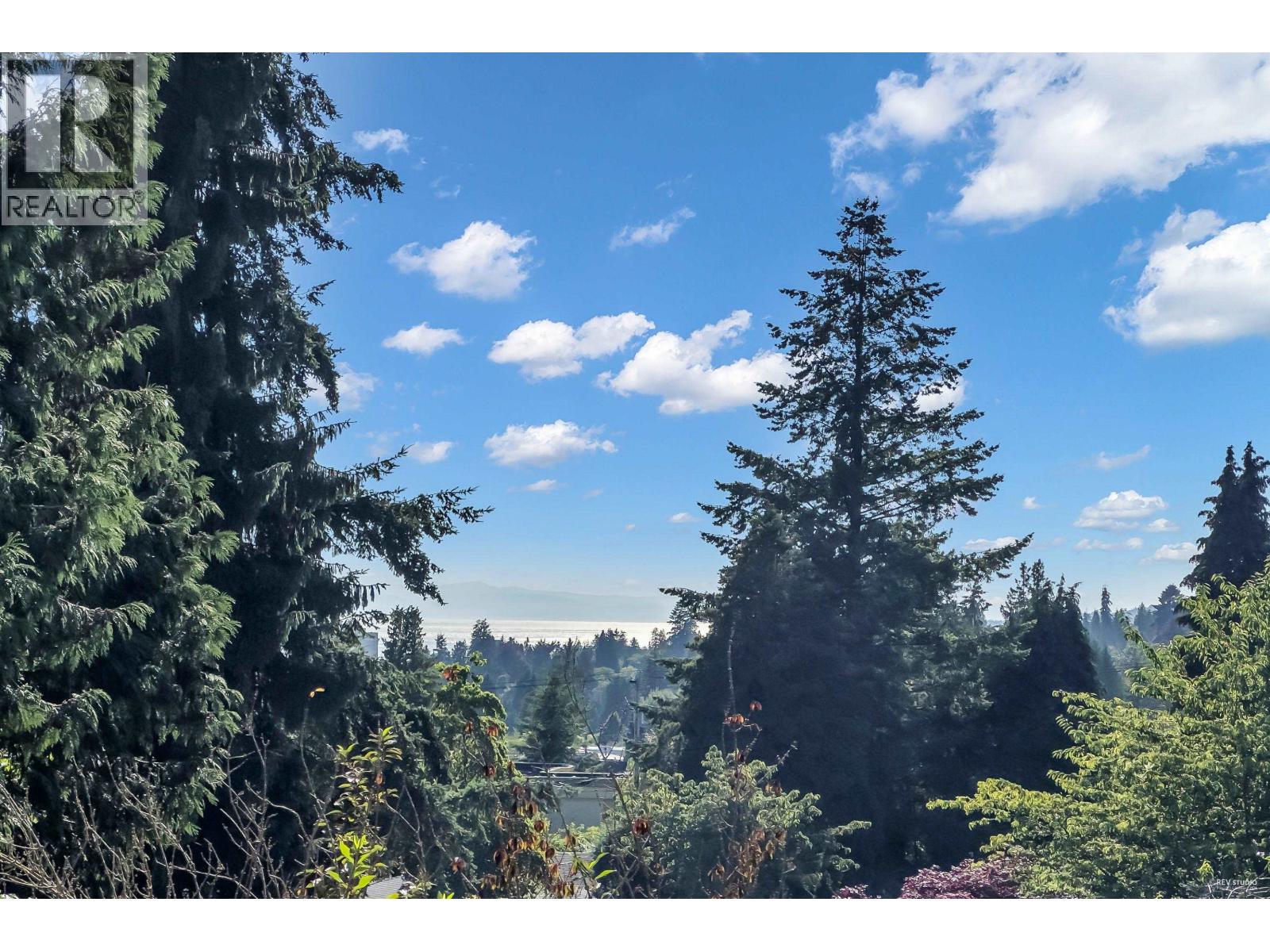 1040 JEFFERSON AVENUE, West Vancouver