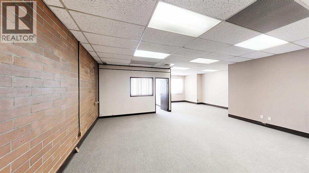 9914 109 Avenue - Photo 5