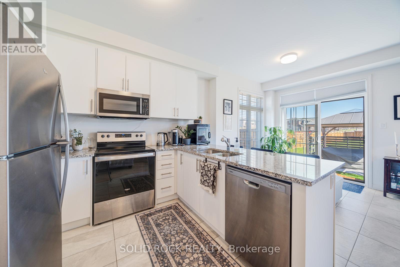 415 TREVOR STREET - 14