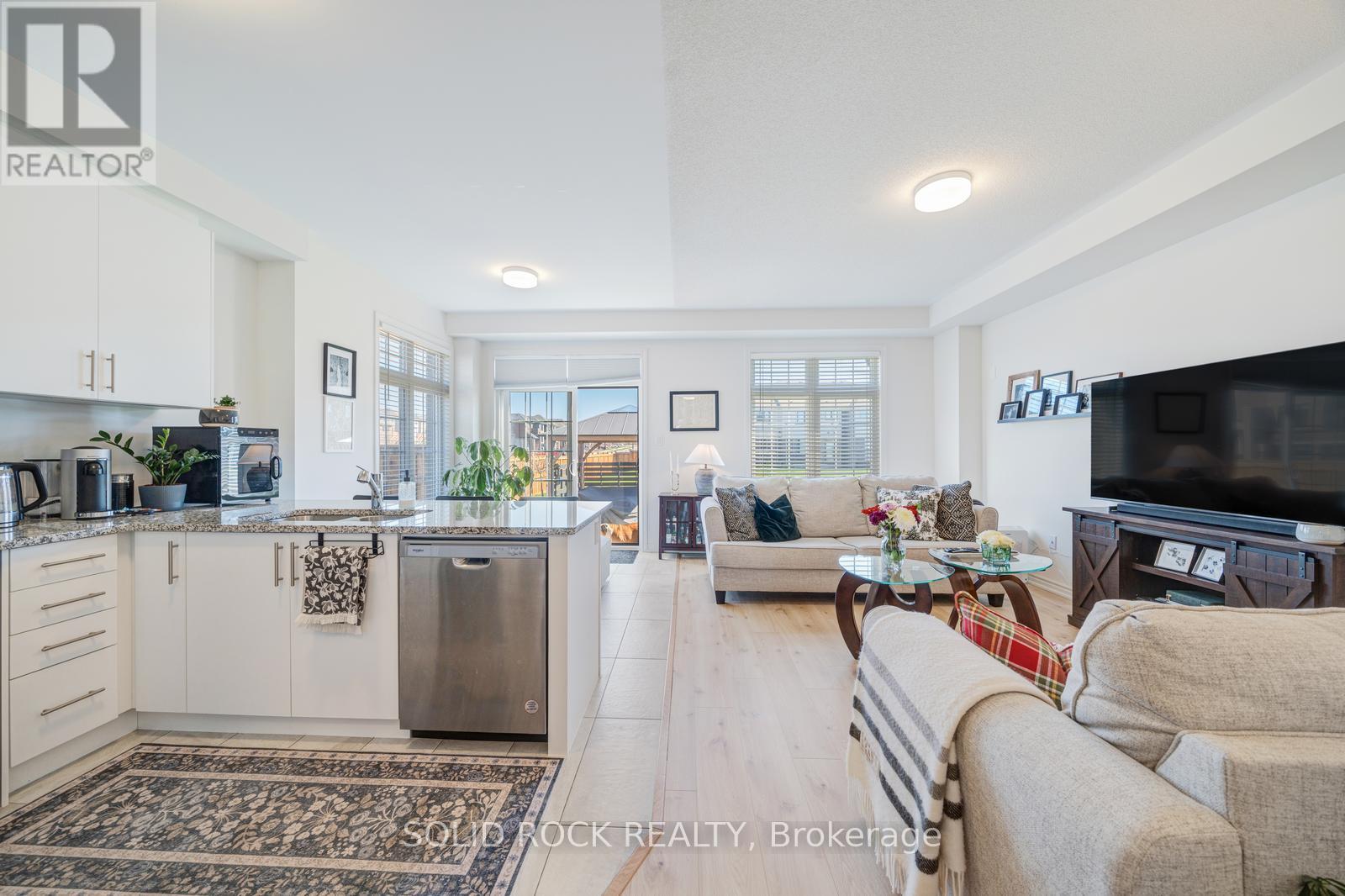 415 TREVOR STREET - 16
