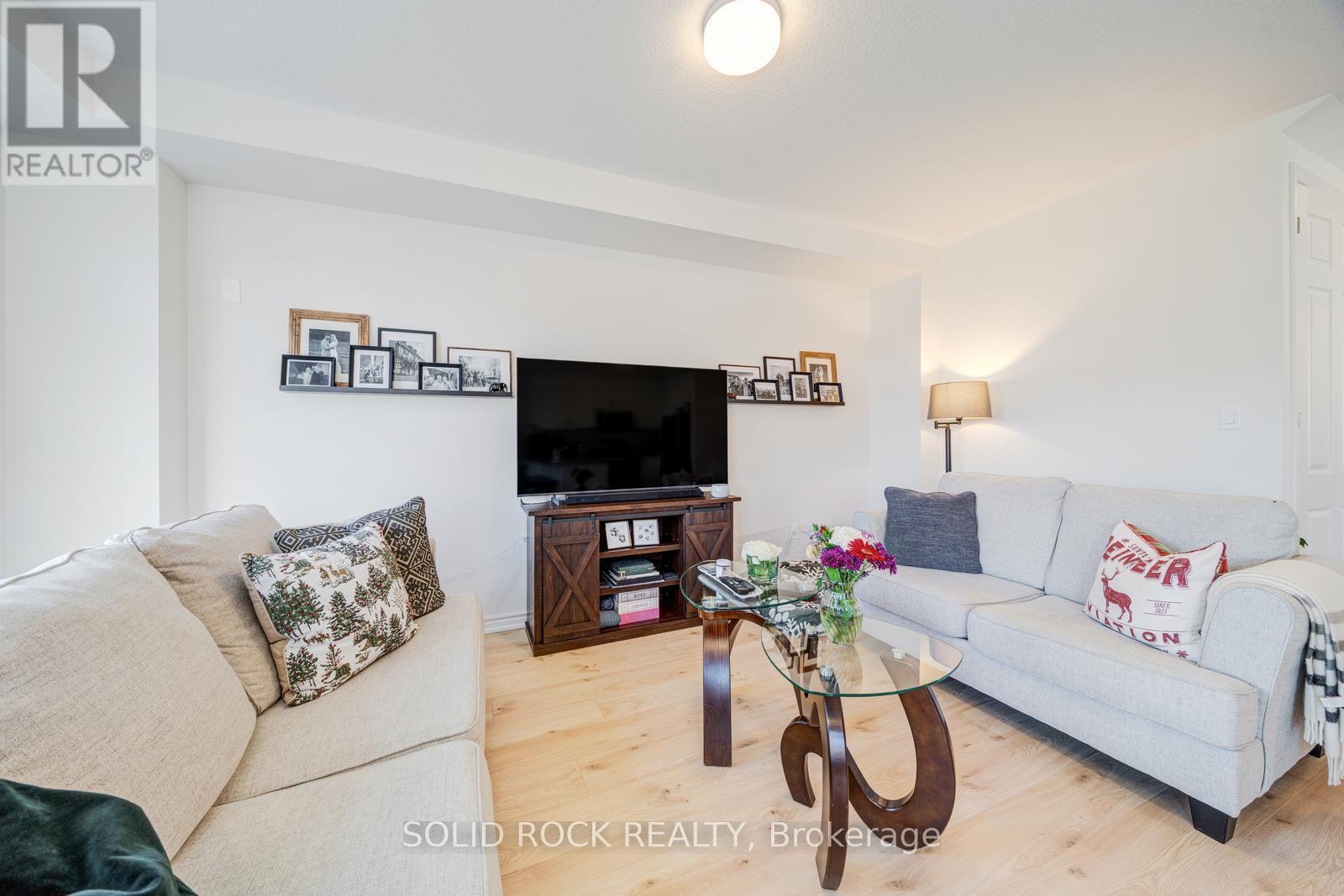415 TREVOR STREET - 20