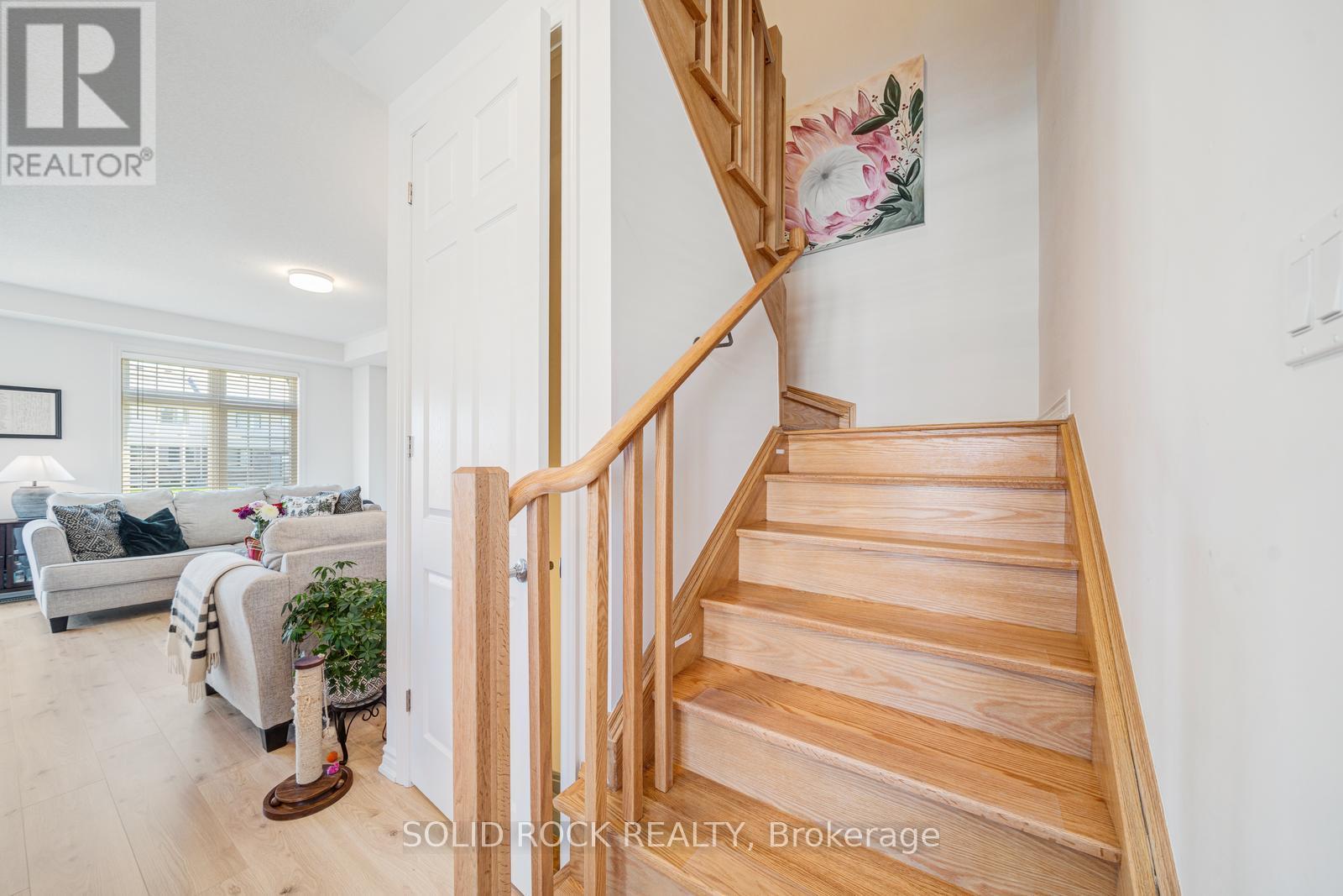 415 TREVOR STREET - 23