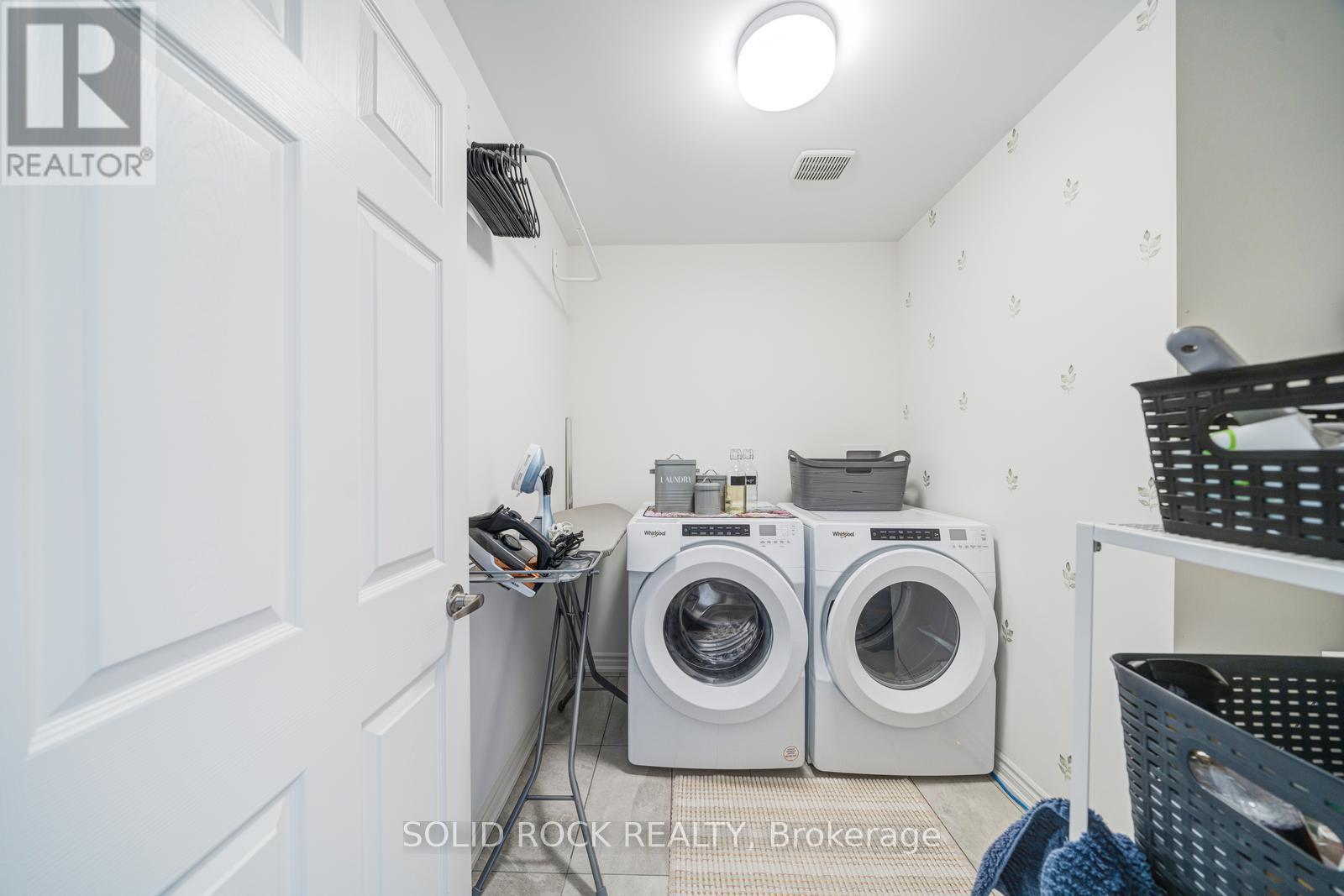 415 TREVOR STREET - 32