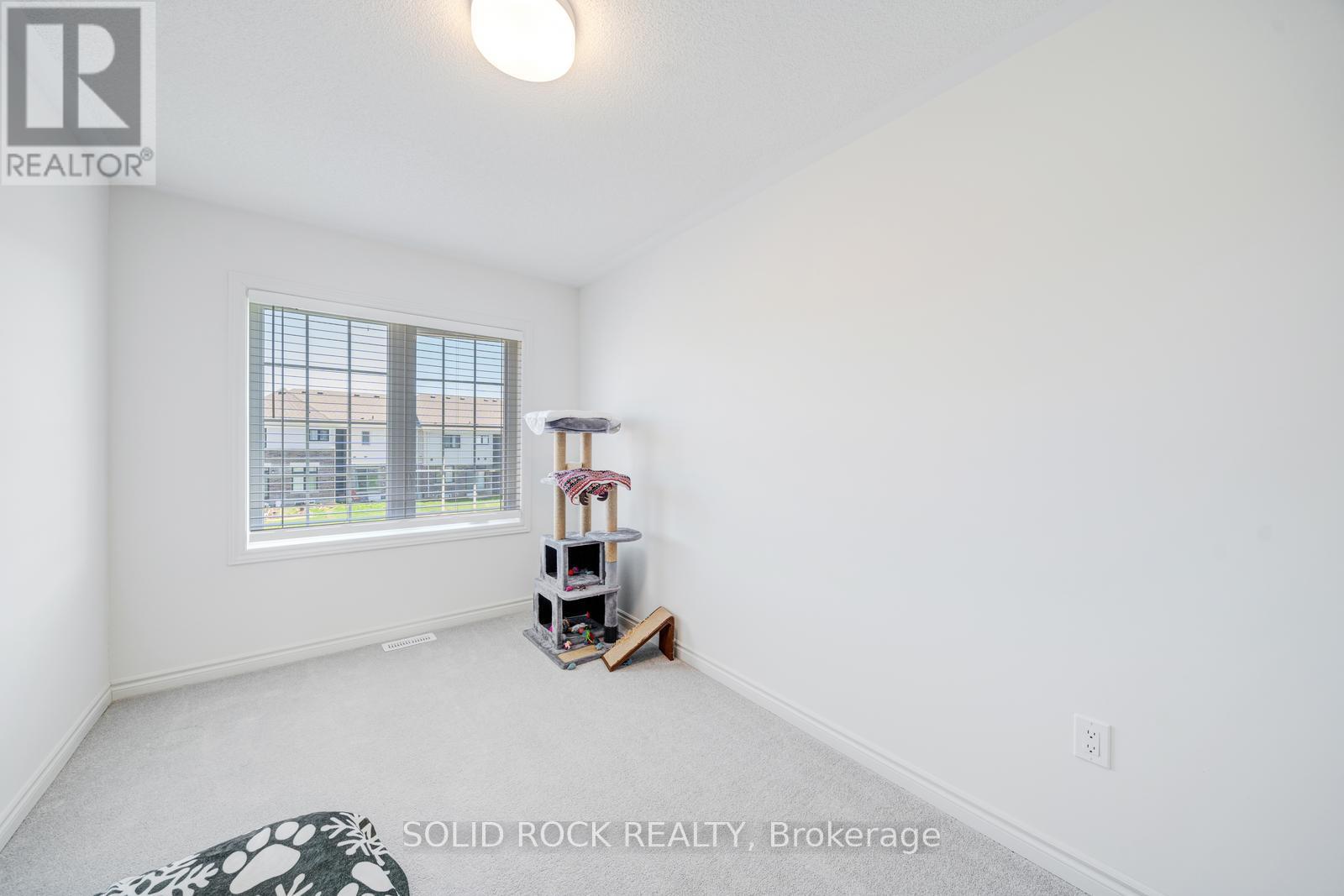 415 TREVOR STREET - 36