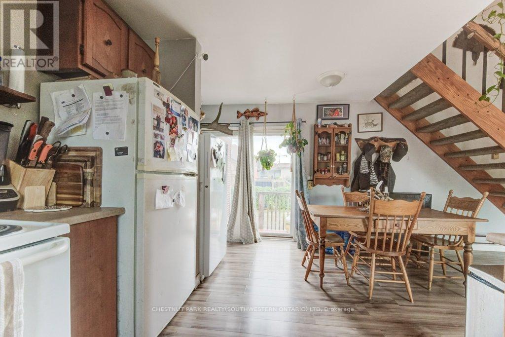 56 LILAC STREET - 23