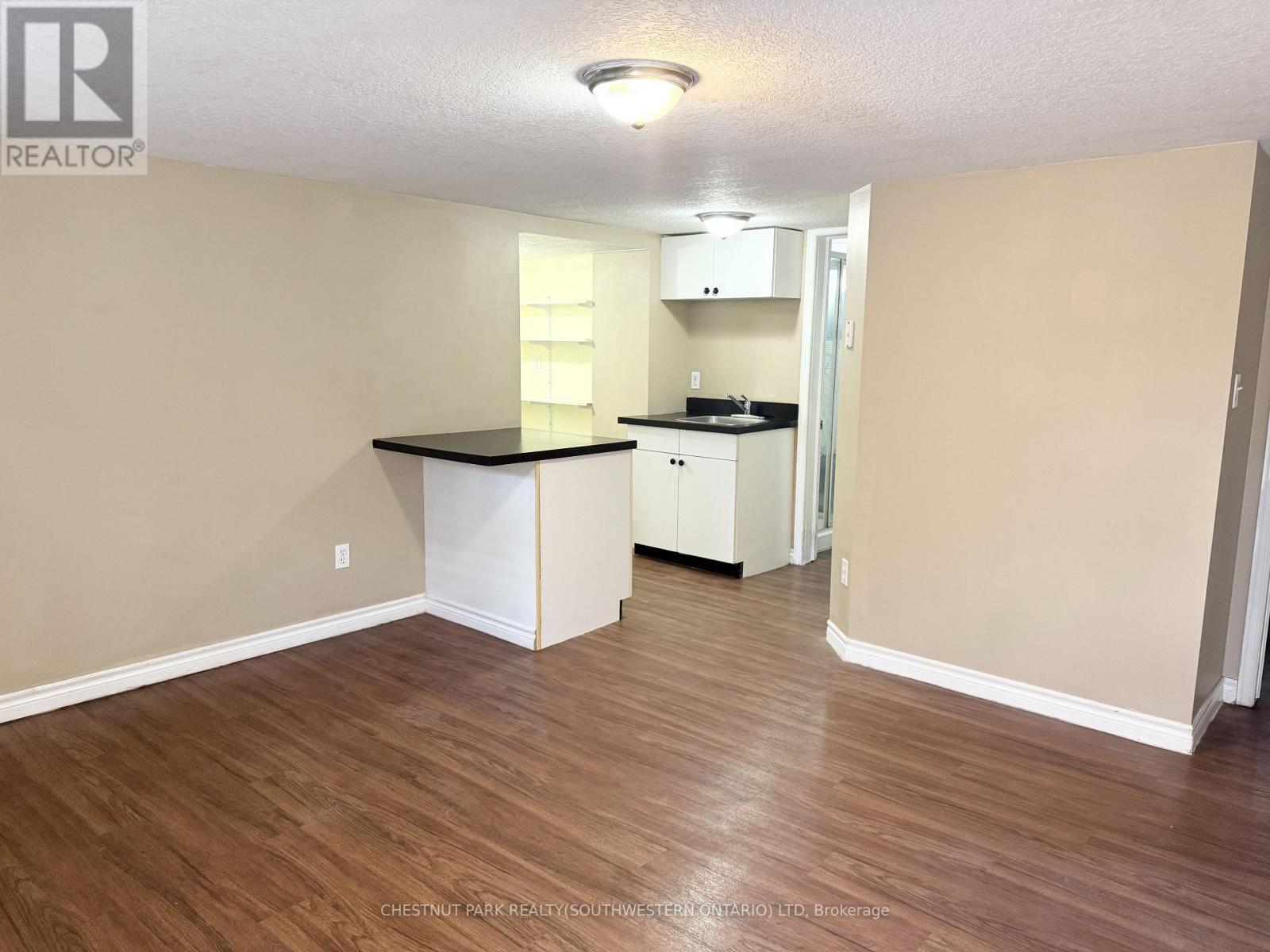 56 LILAC STREET - 39