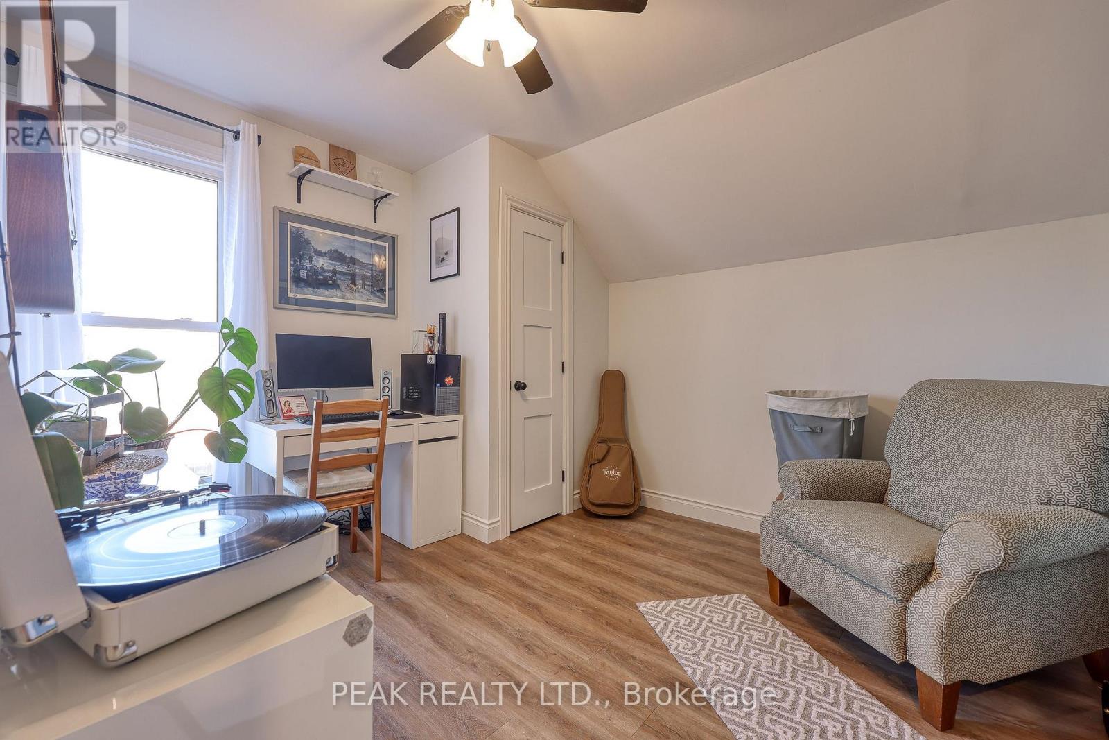 108 BALDWIN STREET - 20
