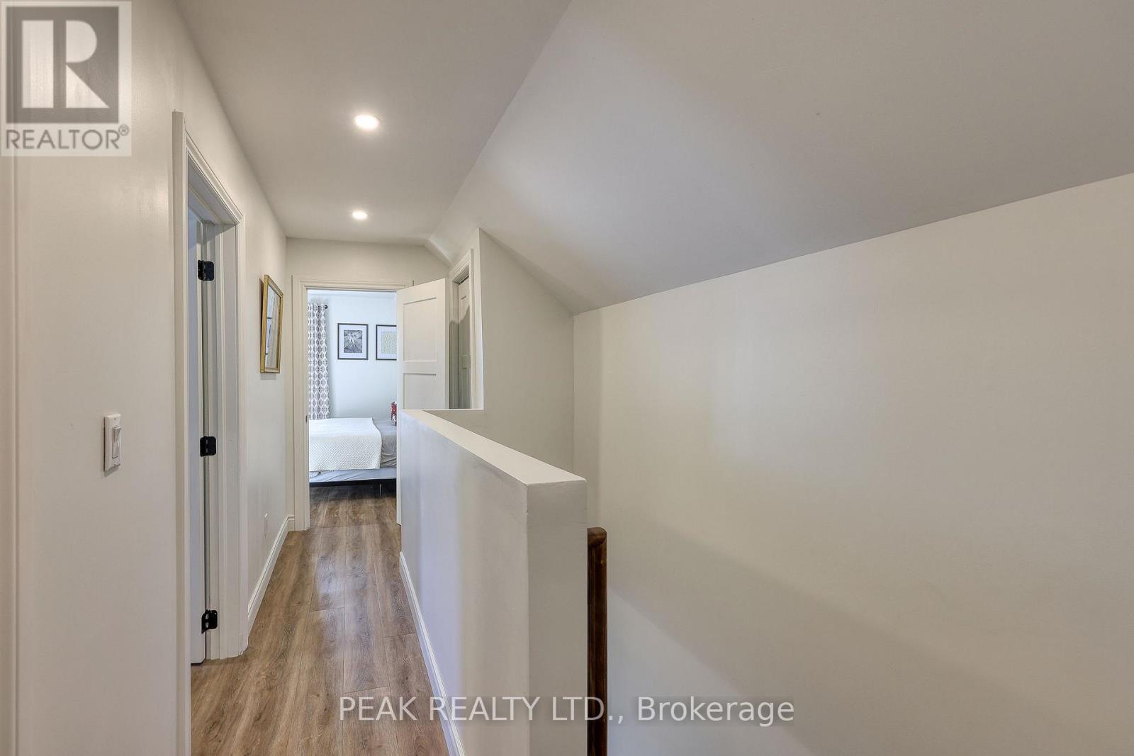 108 BALDWIN STREET - 28