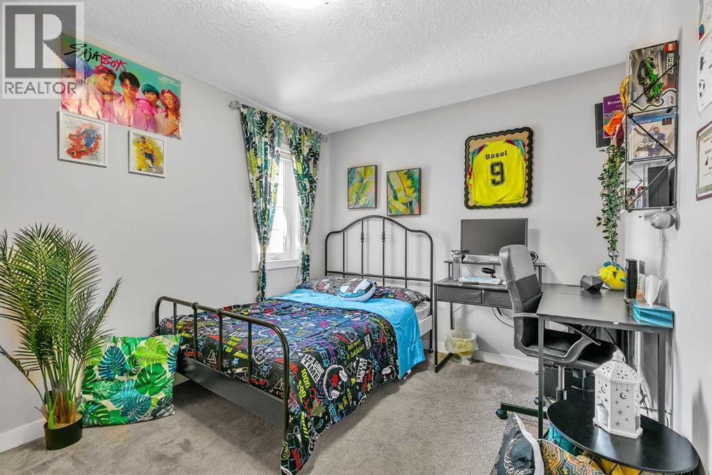172 Sherwood Square NW - 36