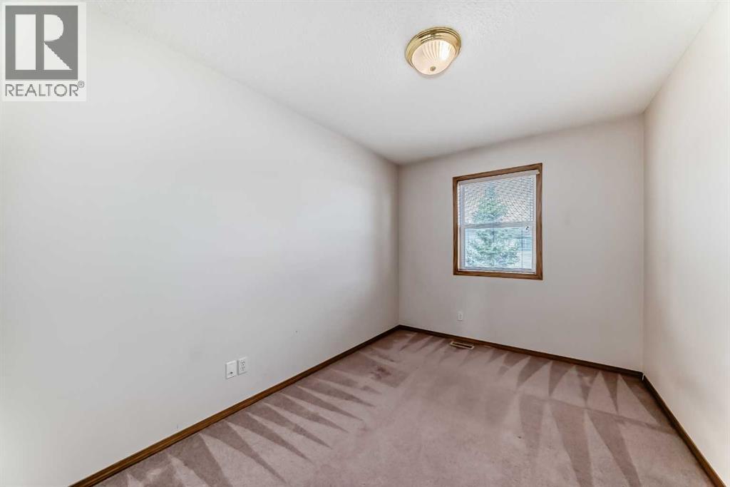 152 Country Hills Villas NW - 23