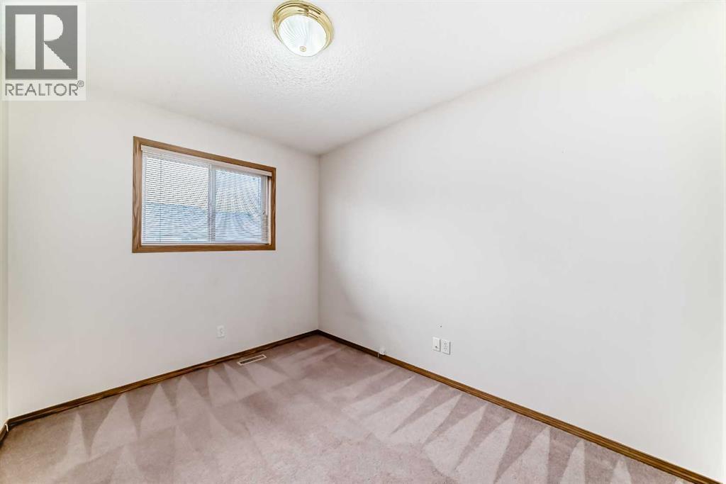 152 Country Hills Villas NW - 19